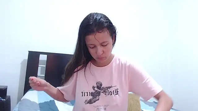 Snapshot of nathaly_jones_ chatting on September 29, 12:21 pm nathaly jones online show from September 29, 12:21 pm