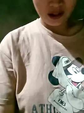 Snapshot of maple694 chatting on October 16, 1:14 pm maple694 online show from October 16, 1:14 pm