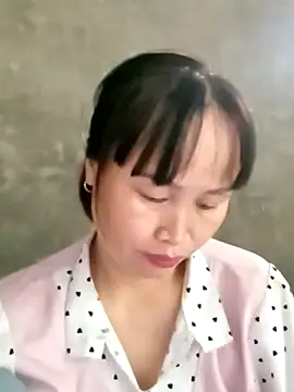 Snapshot of maple694 chatting on October 8, 4:06 am maple694 online show from October 8, 4:06 am