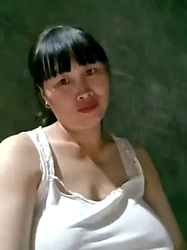 Snapshot of maple694 chatting on October 22, 1:49 pm maple694 online show from October 22, 1:49 pm