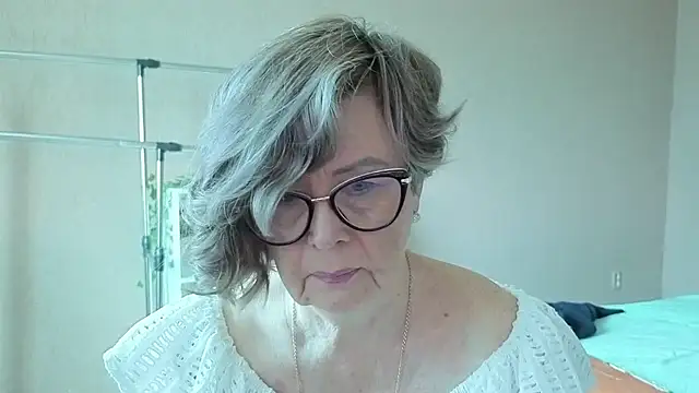 Grace Grove online show from September 17, 10:57 am