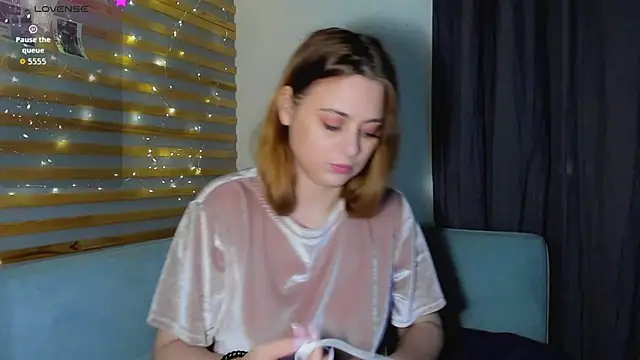 Alice Wander online show from January 12, 11:48 am