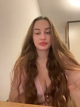 Maribelle Vinnie online show from December 20, 5:06 pm