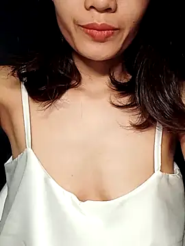 Snapshot of Hinna_x chatting on October 13, 7:33 am Hinna x online show from October 13, 7:33 am