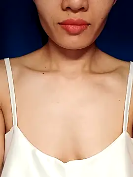 Snapshot of Hinna_x chatting on October 8, 11:53 pm Hinna x online show from October 8, 11:53 pm