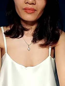 Snapshot of Hinna_x chatting on October 19, 8:27 am Hinna x online show from October 19, 8:27 am