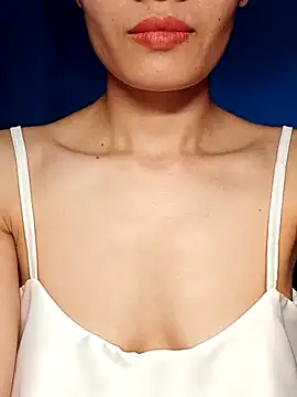 Snapshot of Hinna_x chatting on October 10, 12:48 am Hinna x online show from October 10, 12:48 am