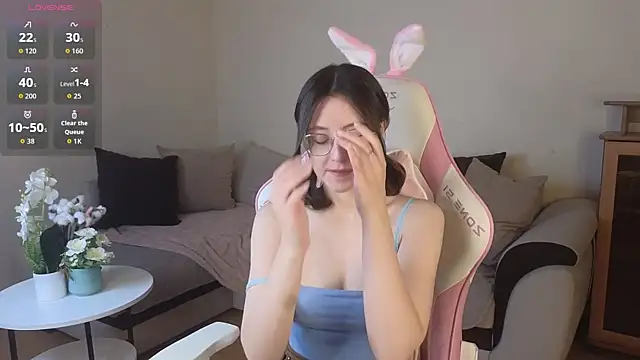 EsmaWonka online show from October 22, 7:57 am