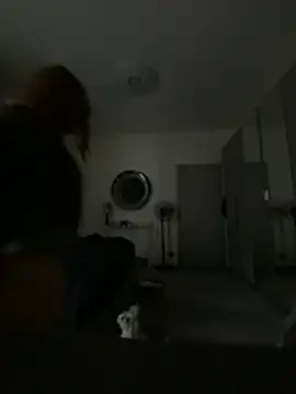 valedrams online show from October 30, 8:16 am