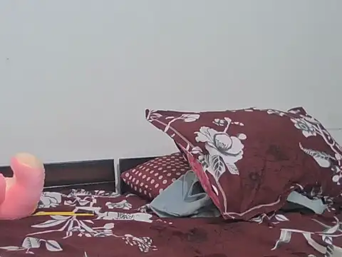 miss kaur23 online show from January 6, 9:18 pm