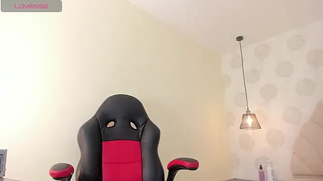 GIANAMILLER6 online show from October 22, 12:21 pm