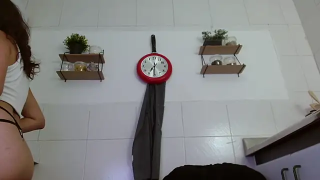 Snapshot of catalina_santana20 chatting on October 14, 8:44 pm catalina santana20 online show from October 14, 8:44 pm