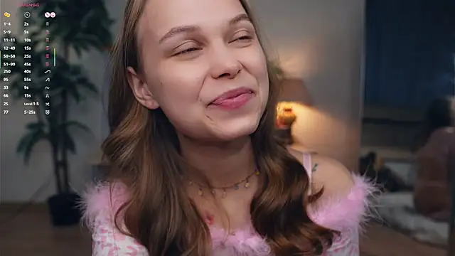 Snapshot of OdellaGillingham chatting on September 18, 7:45 pm OdellaGillingham online show from September 18, 7:45 pm