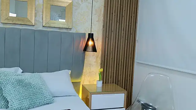 Snapshot of Tifany_boobsgb chatting on October 9, 8:46 pm Tifany boobsgb online show from October 9, 8:46 pm