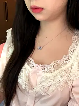 Snapshot of Nana_kute20 chatting on September 20, 5:17 am Nana kute20 online show from September 20, 5:17 am