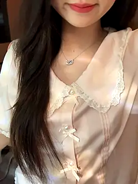 Snapshot of Nana_kute20 chatting on October 5, 7:13 am Nana kute20 online show from October 5, 7:13 am