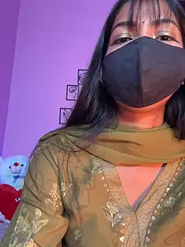 Neha18 online show from February 15, 3:33 pm