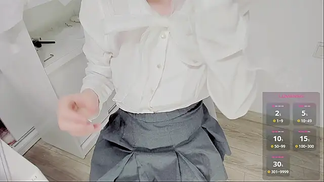 mimi bae online show from September 15, 9:17 am