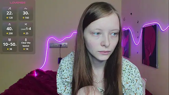 Snapshot of AliceHaris chatting on October 7, 1:10 am AliceHaris online show from October 7, 1:10 am