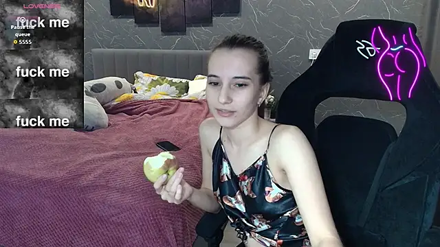 ShowPassion online show from October 23, 7:53 pm