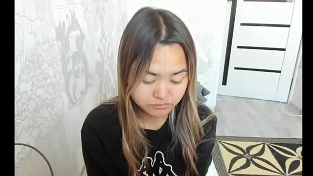 Snapshot of saika_blush chatting on November 2, 3:54 am saika blush online show from November 2, 3:54 am