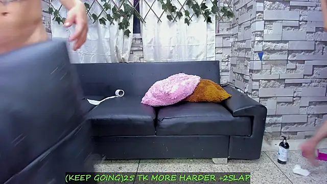 Snapshot of Crazy_Cult_Sex chatting on September 24, 2:16 pm Crazy Cult Sex online show from September 24, 2:16 pm