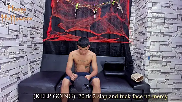 Snapshot of Crazy_Cult_Sex chatting on October 28, 1:28 pm Crazy Cult Sex online show from October 28, 1:28 pm