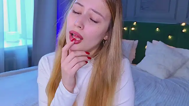 Sofii Ly online show from October 8, 6:51 am