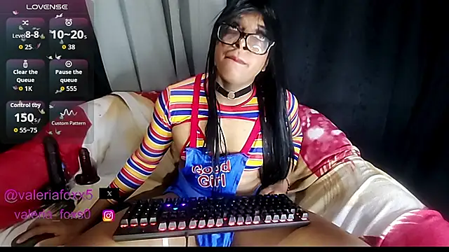 valeriafoxx3 online show from November 24, 10:45 pm