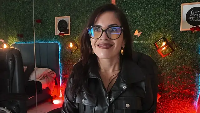 Linagh  online show from March 16, 11:36 am