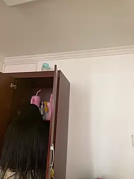 Zoey thompson online show from June 2, 7:59 pm