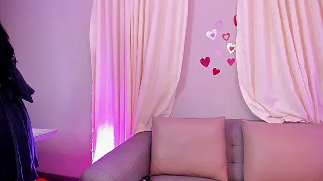 Snapshot of lucyy_liiuu chatting on October 12, 11:07 pm lucyy liiuu online show from October 12, 11:07 pm