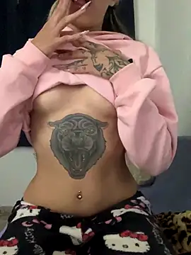 Snapshot of virtualgirlbr chatting on October 21, 7:23 am virtualgirlbr online show from October 21, 7:23 am