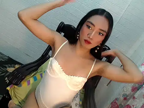 Side Chick online show from February 11, 11:28 pm