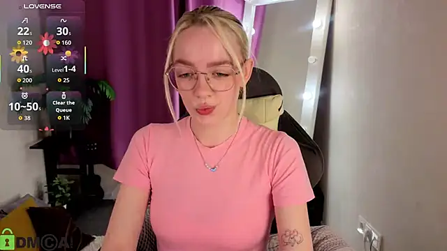 R0cket bunny online show from May 29, 1:03 am