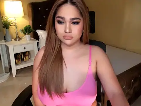 bellaswildcummer online show from April 28, 2:27 am