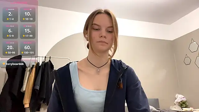 AudreyHammond online show from October 4, 1:28 pm