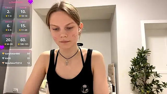 AudreyHammond online show from October 25, 8:15 pm