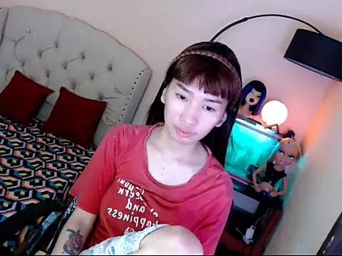 ShantalFoxxy  online show from October 31, 12:45 am