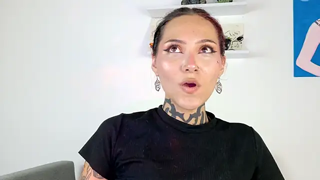 sara queen10 online show from June 30, 5:40 am