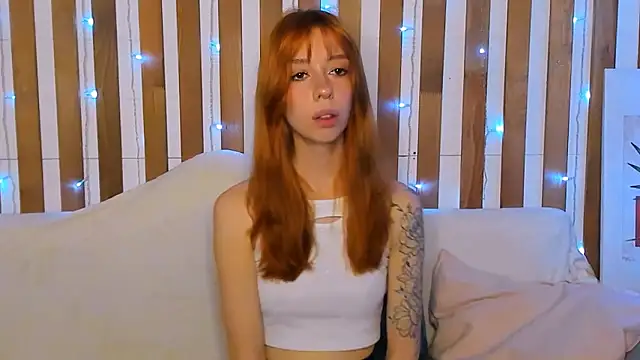 Lori Williams online show from October 2, 1:21 am