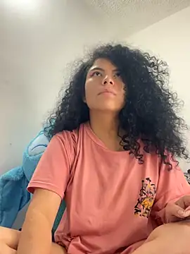 Snapshot of angelita_martins chatting on October 10, 12:59 am angelita martins online show from October 10, 12:59 am