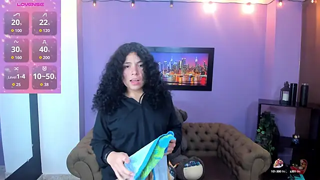 Snapshot of angelita_martins chatting on October 17, 2:37 am angelita martins online show from October 17, 2:37 am