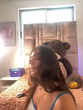 Snapshot of salomecute21 chatting on September 22, 1:20 pm salomecute21 online show from September 22, 1:20 pm