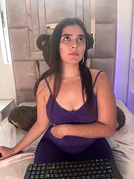 Snapshot of salomecute21 chatting on October 1, 1:49 pm salomecute21 online show from October 1, 1:49 pm