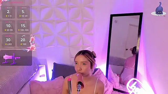 Snapshot of JuliethMoss chatting on October 3, 8:58 pm JuliethMoss online show from October 3, 8:58 pm