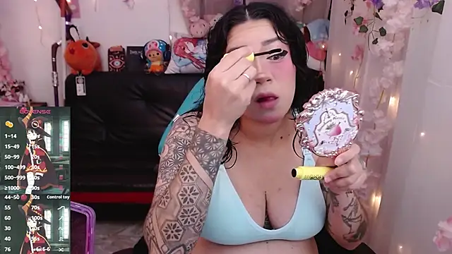 jadedelux  online show from November 7, 7:41 pm