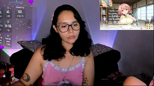 lila kitty81 online show from April 18, 1:52 am