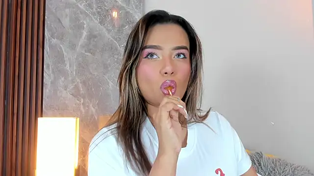 Emma hunter  online show from October 25, 3:58 am