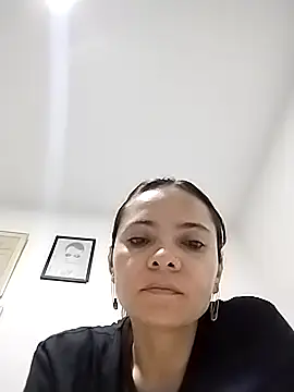 Cami Konor online show from October 27, 9:20 pm